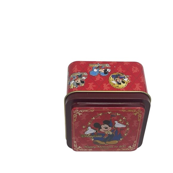 Disneyland Hong Kong 10th Anniversary Happy Memories Pin  2015 Only Box - Picture 4 of 13